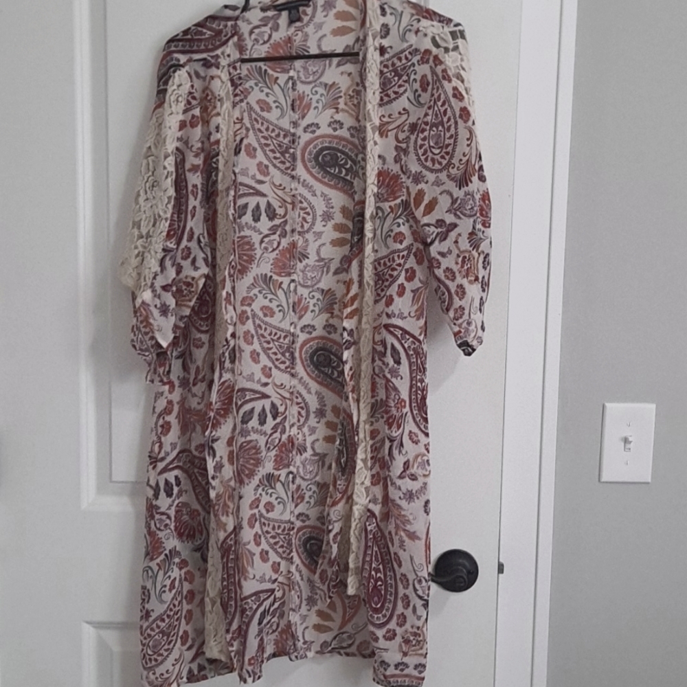 Kimono - Picture 2 of 5